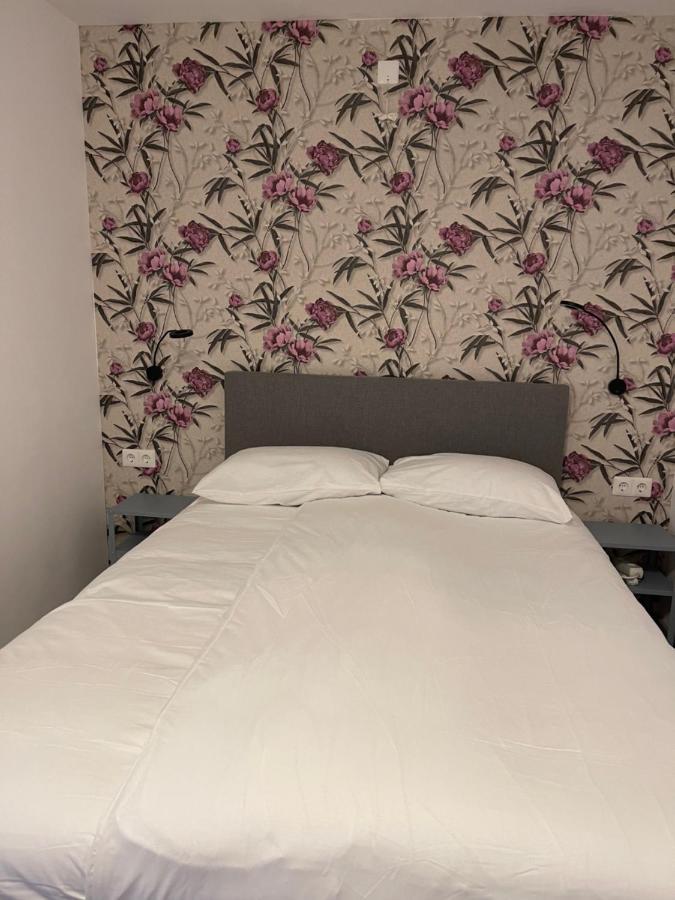 Hotel B&B Sint-Maria Next Door Валкенбург Экстерьер фото